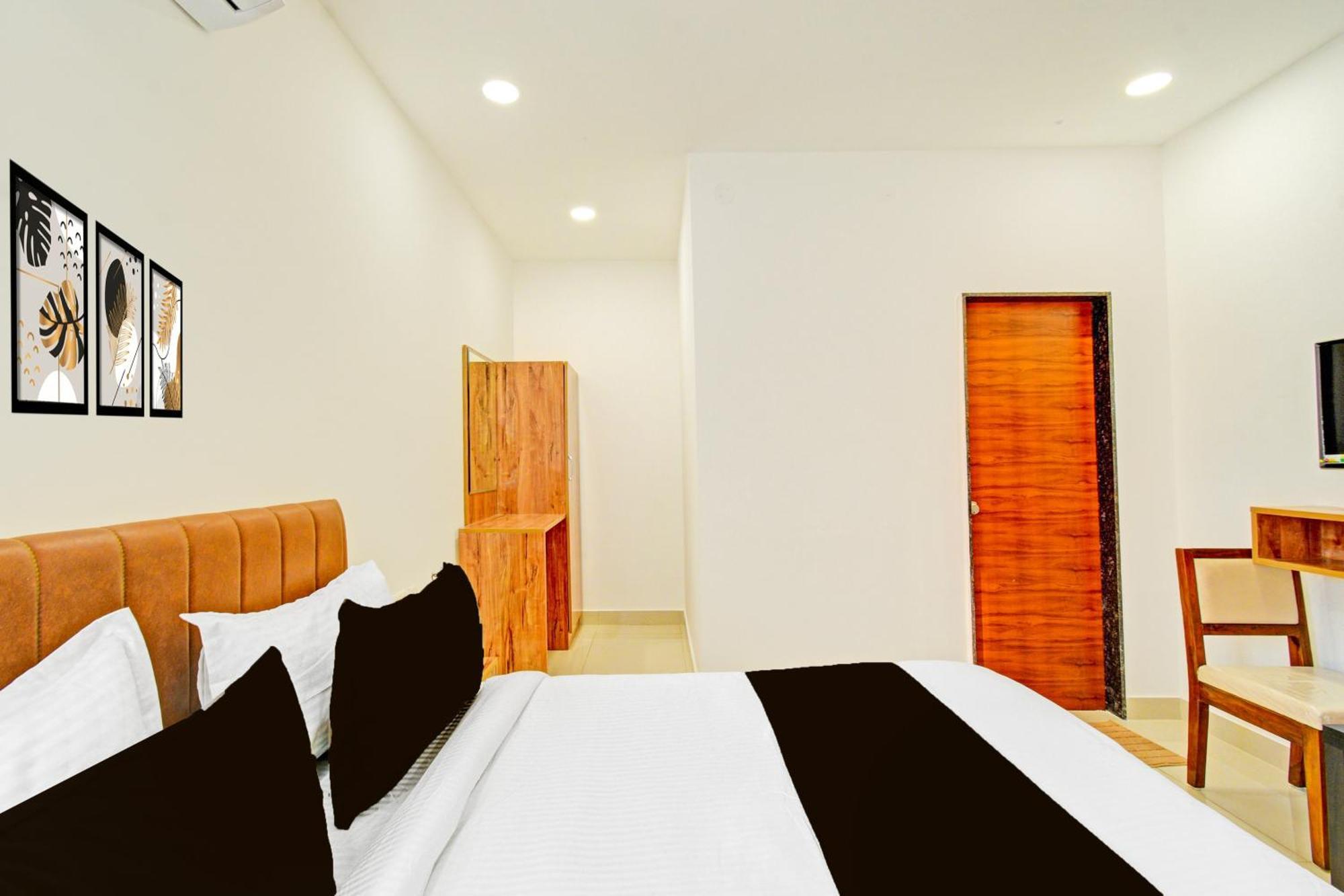 Super Townhouse Oak Suchitra Kompally Road Formerly Sun Moon Hotels Trimulgherry Dış mekan fotoğraf